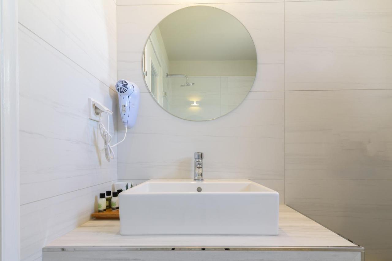 De_Naxia Suites Perissa  Zewnętrze zdjęcie